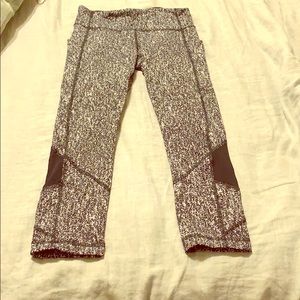 lululemon pace beaker Capri leggings